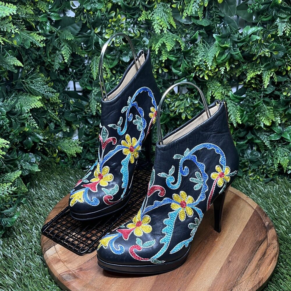 SCARLET Bootie Women 40 US 9 Black Hand Made Embroidered Floral Ankle Shoes 1980